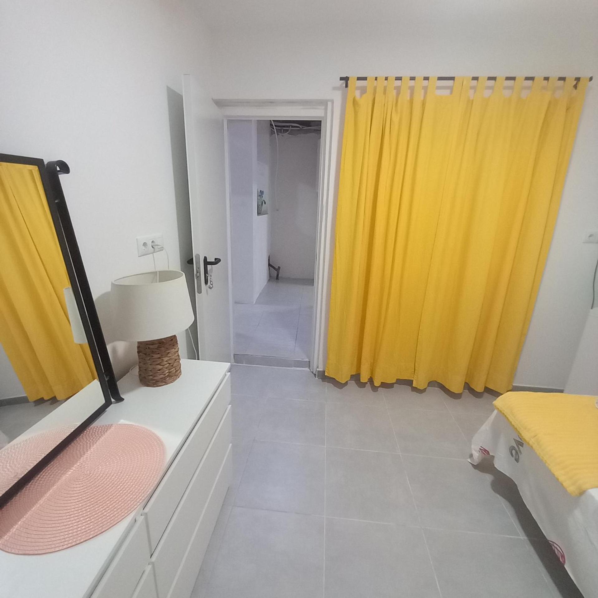 Hiromi Room Calle Julio Antonio Alicante Bagian luar foto