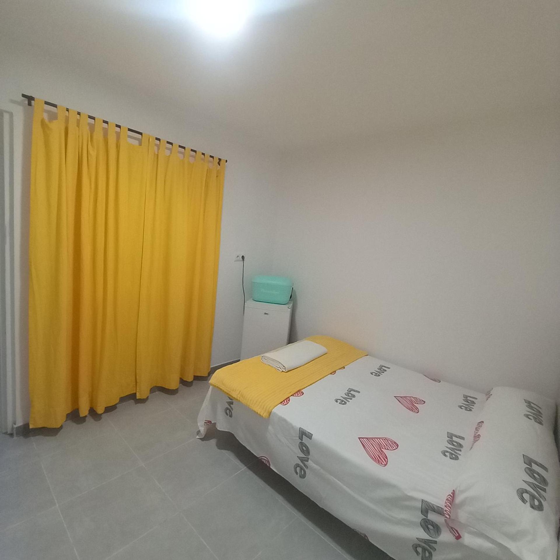 Hiromi Room Calle Julio Antonio Alicante Bagian luar foto